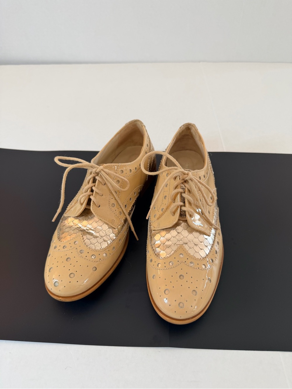Minelli Beige and Gold Metallic Brogue Oxfords